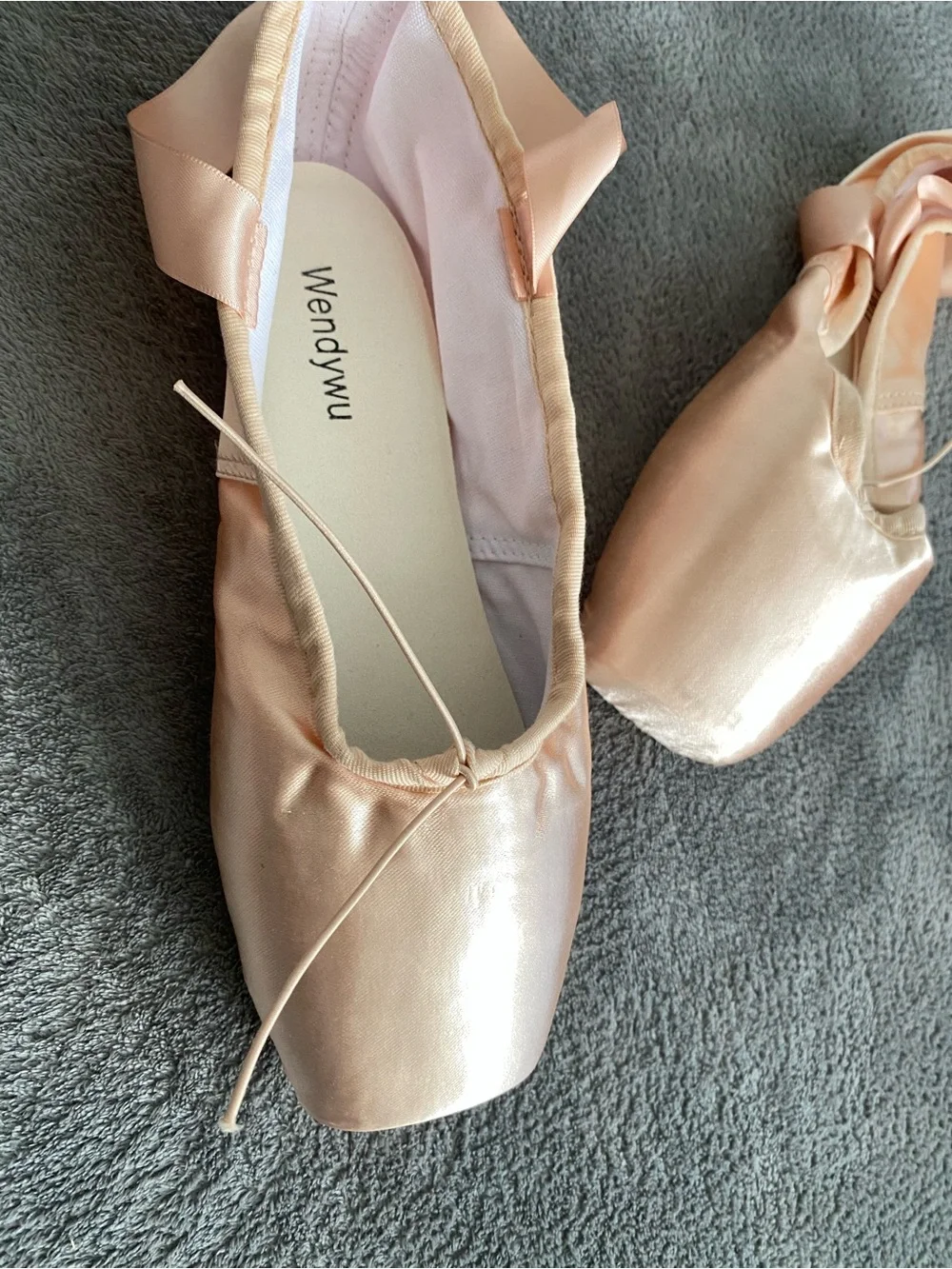 Wendywu Pink Satin Pointe Ballet Shoes Size 10 - Picture 16 of 16